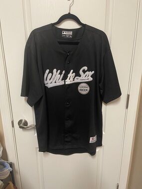Genuine Merchandise Black Chicago White Sox Button-Up Jersey